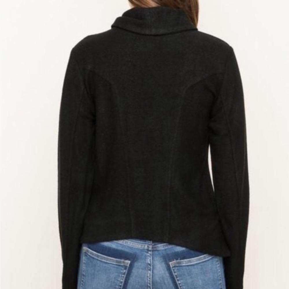 Black jacket - Picture 4 of 6